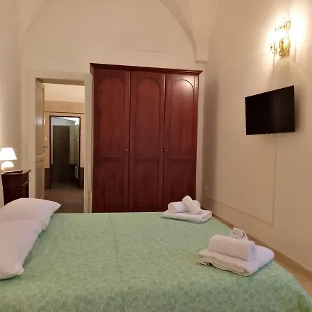 Dimora Storica Le Perle Couette-café *