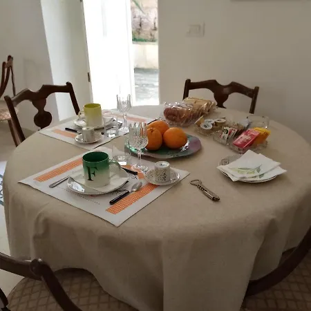 Dimora Storica Le Perle Bed & Breakfast *